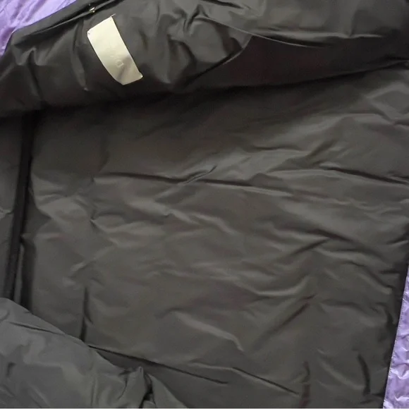 Dior Oblique Purple Puffer Jacket - Picture 10 of 10